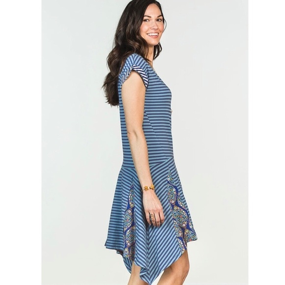 Matilda Jane Dresses & Skirts - Matilda Jane Walkout Blue Striped Dress